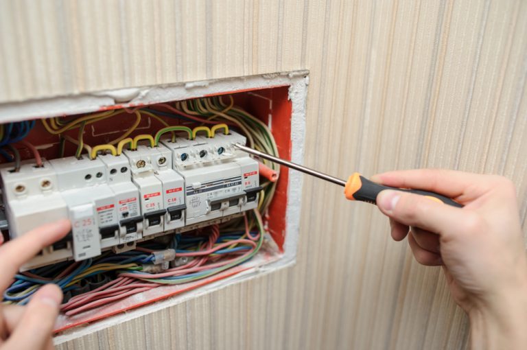 shutterstock_1319752307 wall fusebox